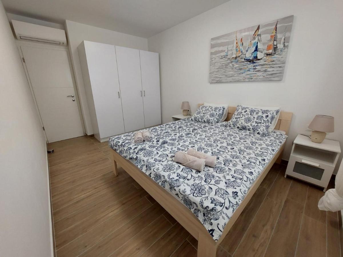 Seashells Apartments Tribunj Трибунь Экстерьер фото